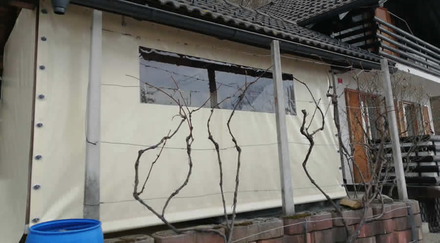 Transparenter Planenvorhang Veranda