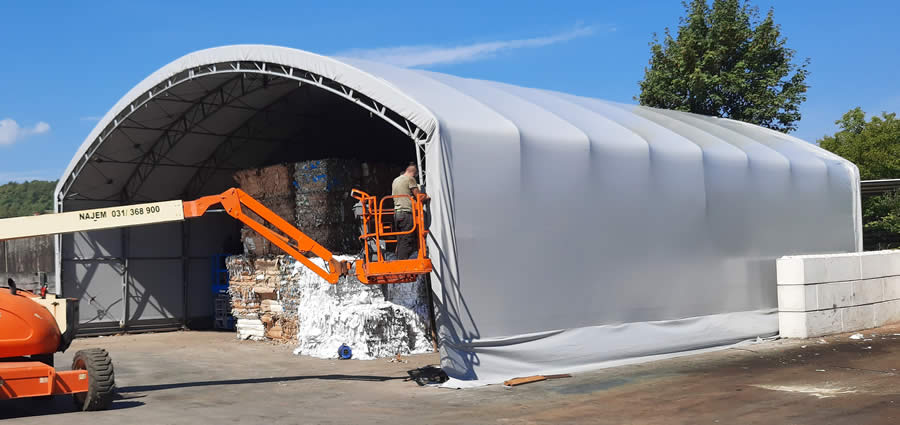 Zeltplane für Metallkonstruktion, Recycling Unternehmen