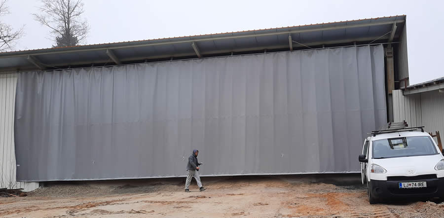 tarpaulin curtain on track