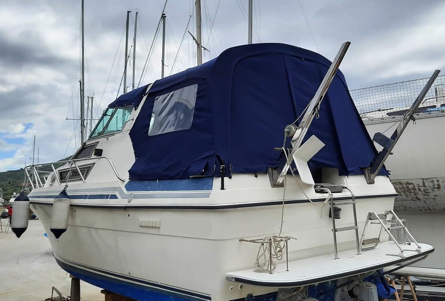 ponjava za barko v modri barvi