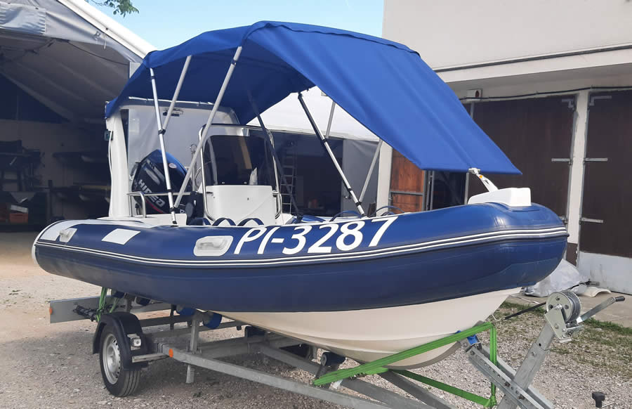 tenda bimini s snemljivim podaljškom v modri barvi